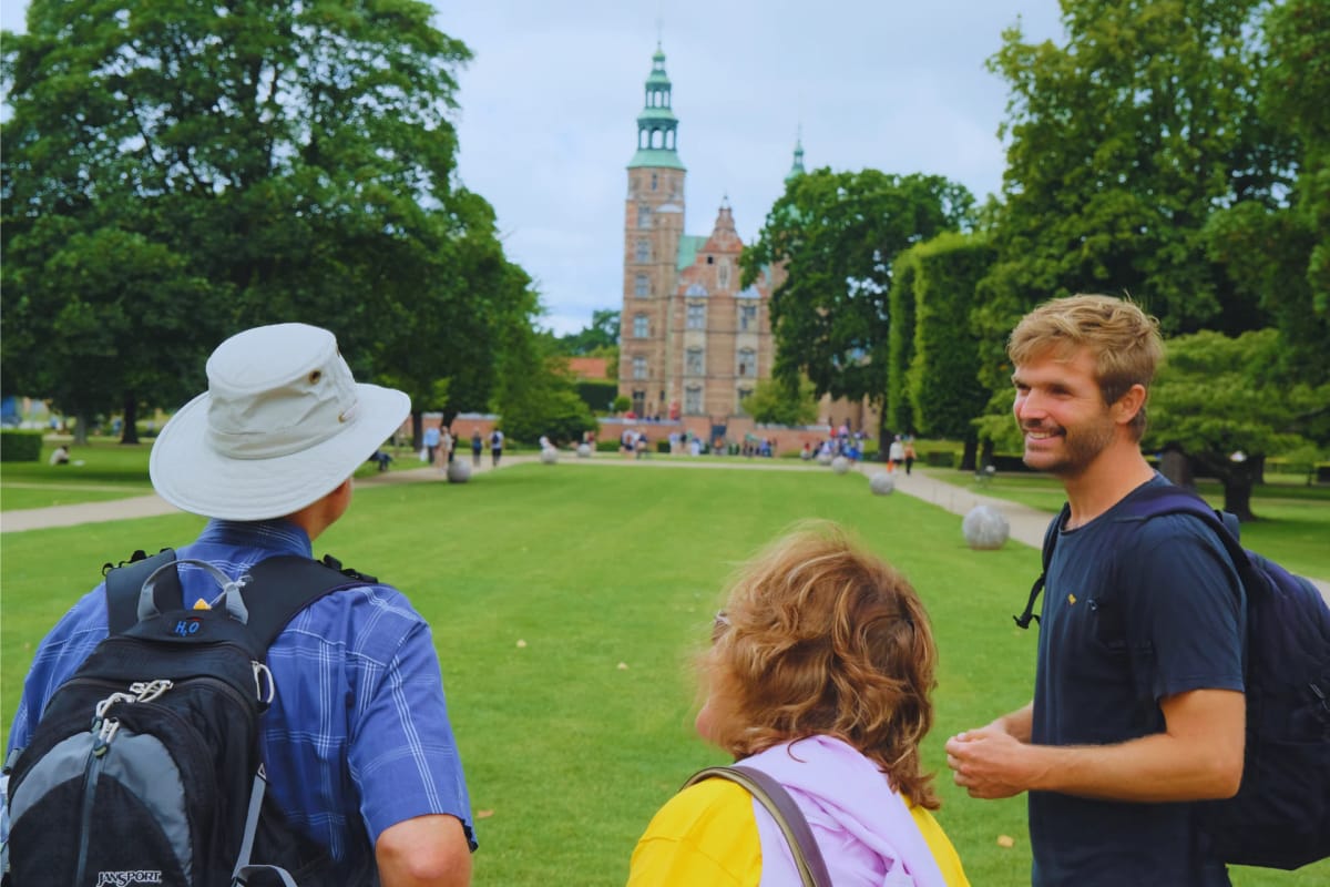 Small guided walking tours at Rosenborg Castle